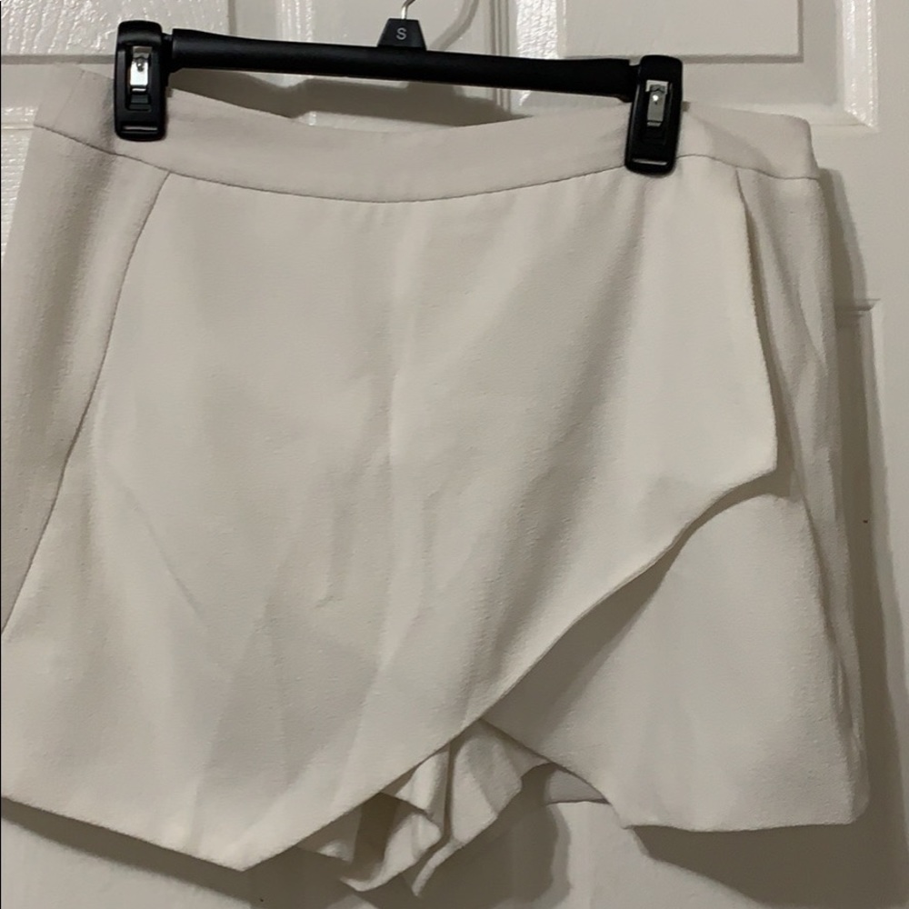 SKORT